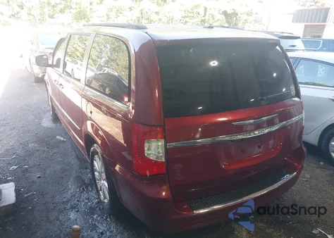 2016 Chrysler Town & Country Touring from USA, damaged, VIN 2C4RC1BG5GR189646